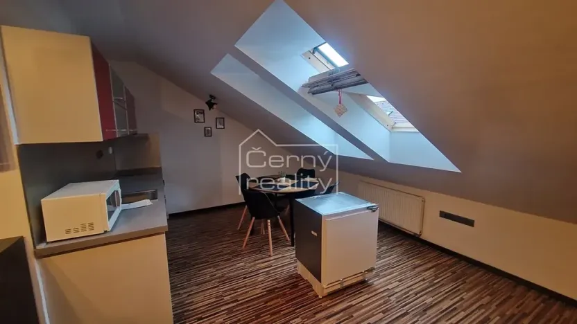 Pronájem bytu 2+kk, Jičín, Kollárova, 50 m2