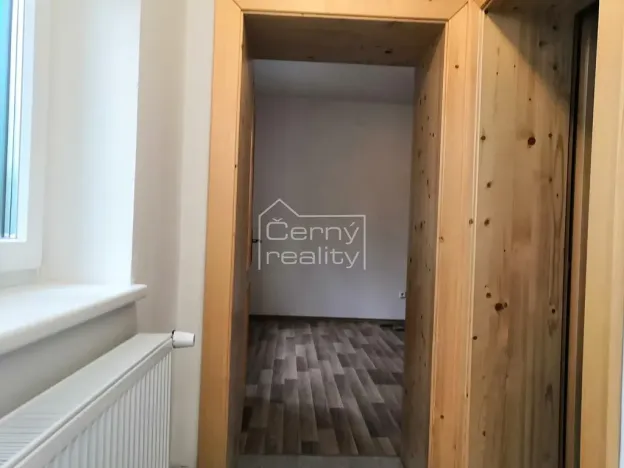 Pronájem bytu 2+kk, Pardubice, Okružní, 50 m2