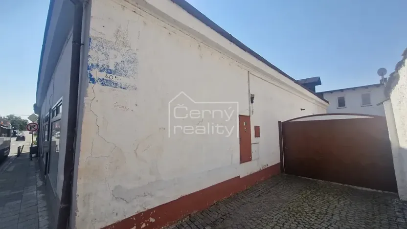 Prodej komerční nemovitosti, Nový Bydžov, Dukelská třída, 300 m2