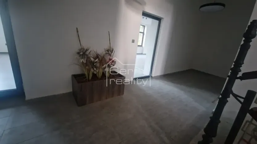 Pronájem obchodního prostoru, Hronov, Hostovského, 180 m2