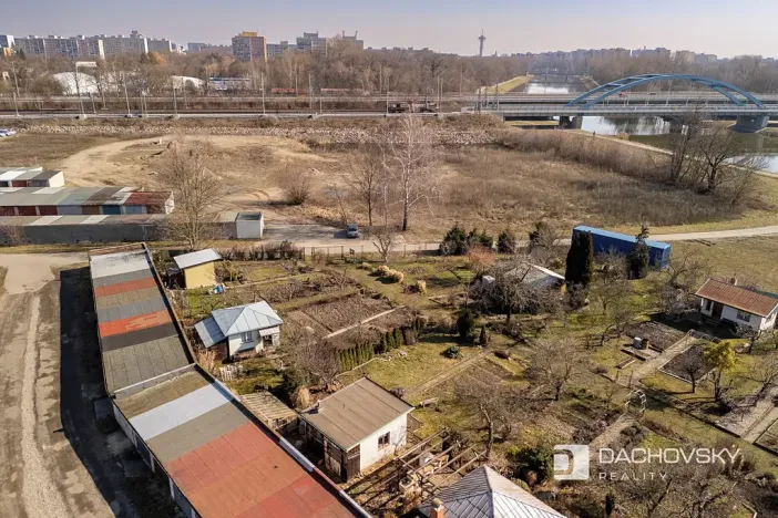 Prodej chaty, Pardubice, 18 m2