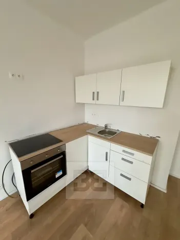 Pronájem bytu 2+kk, Praha - Smíchov, Křížová, 51 m2