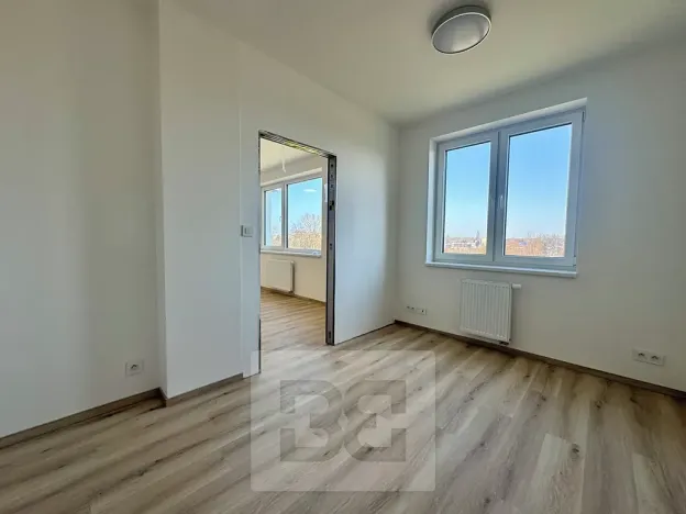 Pronájem bytu 1+kk, Brno, Jižní, 37 m2