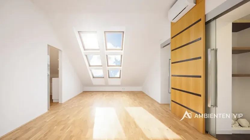 Prodej rodinného domu, Moravany, V Jámách, 382 m2