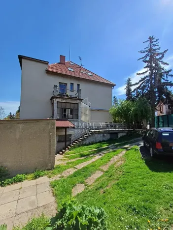 Prodej obchodního prostoru, Praha - Hostivař, Herbenova, 360 m2