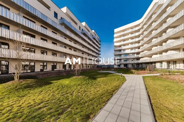 Pronájem bytu 2+kk, Praha - Strašnice, Zvěřinova, 61 m2