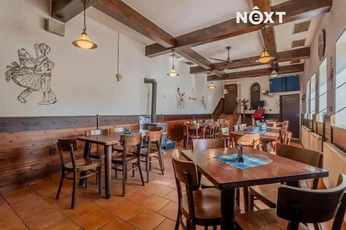 Prodej restaurace, Strážnice, Radějovská, 302 m2
