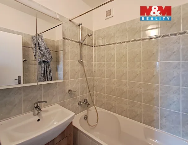 Pronájem bytu 3+1, Praha - Kamýk, Cihlářova, 66 m2