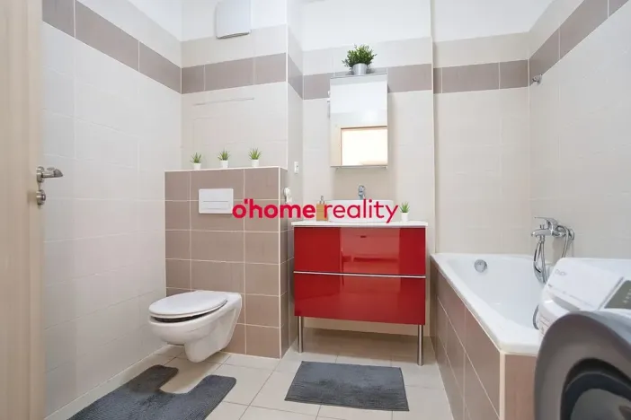 Prodej bytu 2+kk, Olomouc, Edvarda Beneše, 56 m2