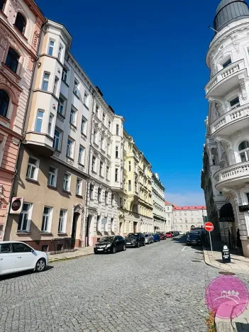 Pronájem bytu 2+kk, Olomouc, Javoříčská, 75 m2