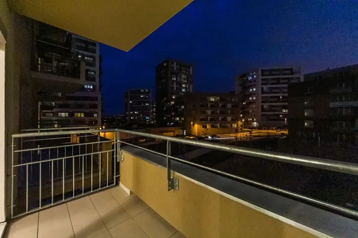 Pronájem bytu 1+kk, Praha - Horní Měcholupy, Mantovská, 36 m2