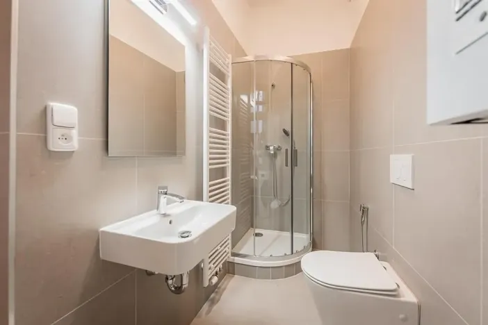 Pronájem bytu 2+kk, Praha - Nové Město, Lípová, 41 m2