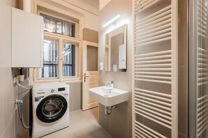 Pronájem bytu 2+kk, Praha - Nové Město, Lípová, 41 m2