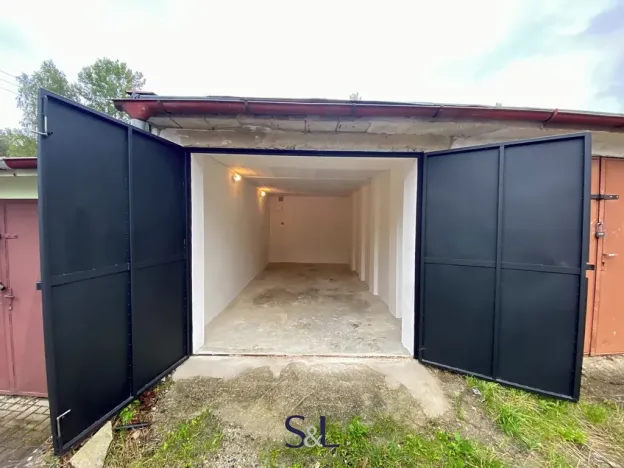 Pronájem garáže, Nový Bor, U Obory, 20 m2