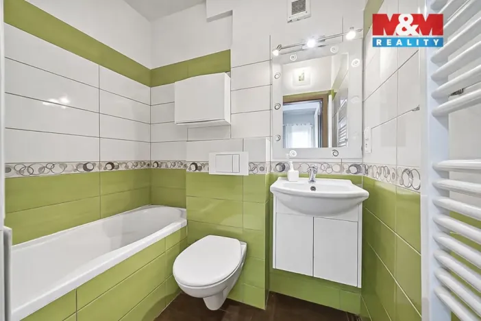 Prodej rodinného domu, Dolní Čermná, 220 m2