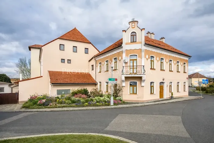 Prodej ubytování, Mělník, Českolipská, 418 m2