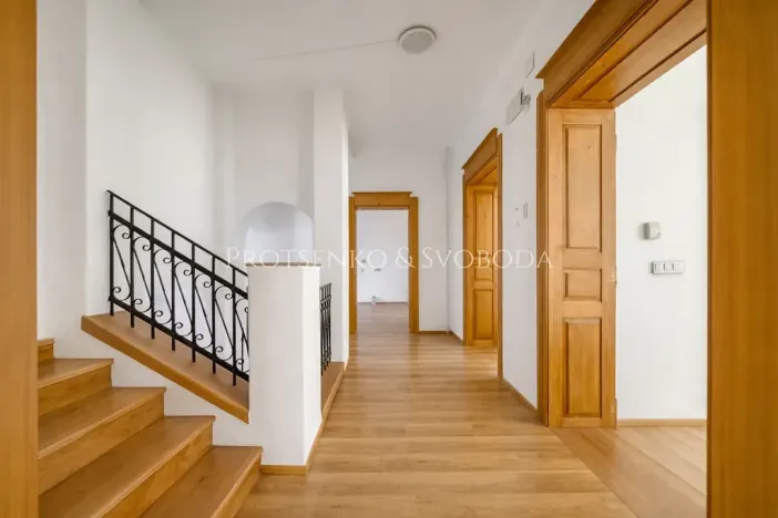 Prodej kanceláře, Mělník, Českolipská, 418 m2