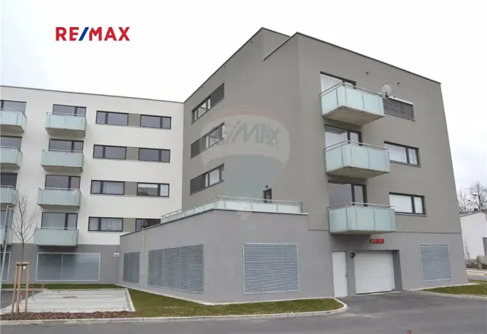 Pronájem bytu 2+kk, Plzeň, Štefánikova, 58 m2