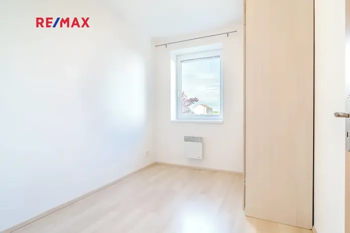 Pronájem bytu 3+kk, Jesenice, V Roháči I., 62 m2