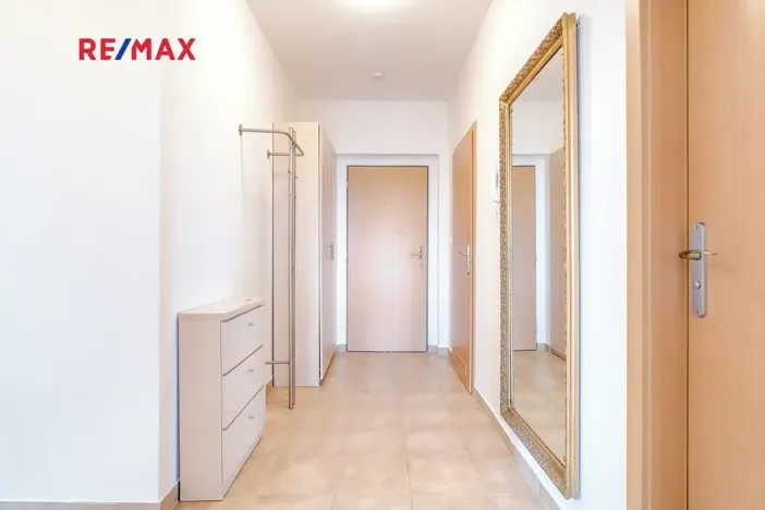 Pronájem bytu 3+kk, Jesenice, V Roháči I., 62 m2