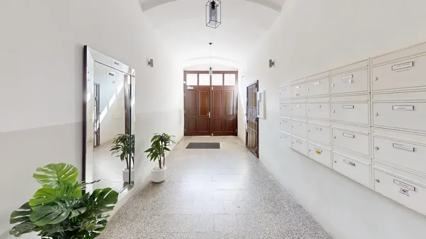 Prodej bytu 1+1, Praha - Karlín, Prvního pluku, 50 m2