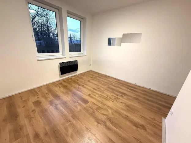 Pronájem kanceláře, Brno - Maloměřice, Hády, 15 m2