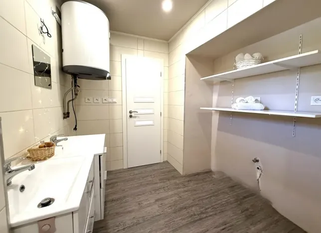 Prodej rodinného domu, Vážany, 220 m2