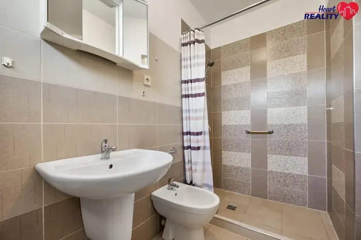 Prodej rodinného domu, Kravaře, Nábřežní, 200 m2