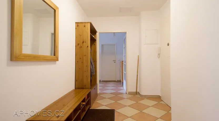 Pronájem bytu 3+kk, Praha - Vinohrady, Sobotecká, 65 m2