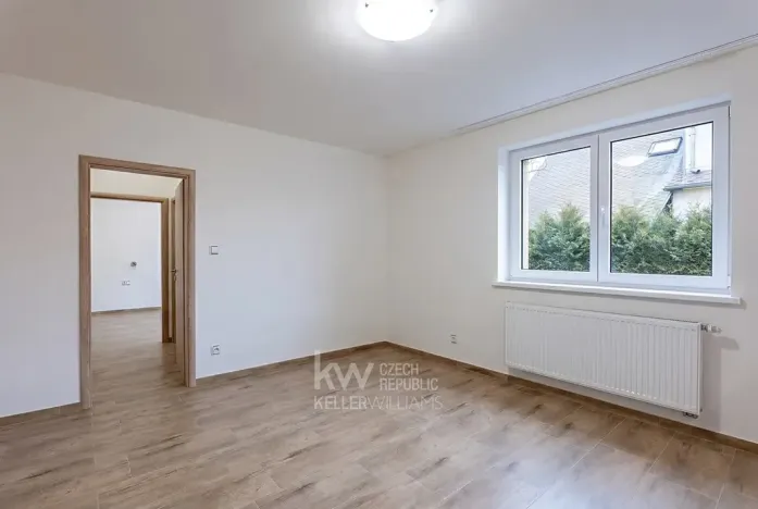 Pronájem bytu 2+kk, Praha - Chodov, Zakouřilova, 36 m2