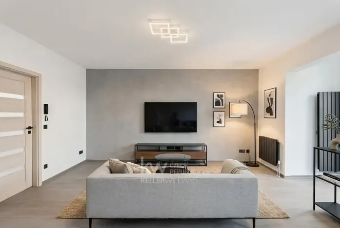 Prodej bytu 2+kk, Praha - Letňany, Kostomlatská, 55 m2