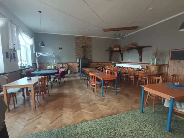 Pronájem restaurace, Holešov, 96 m2