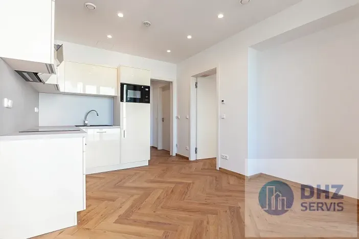 Pronájem bytu 2+kk, Poděbrady, Studentská, 36 m2