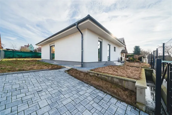 Prodej rodinného domu, Líně, Družstevní, 100 m2