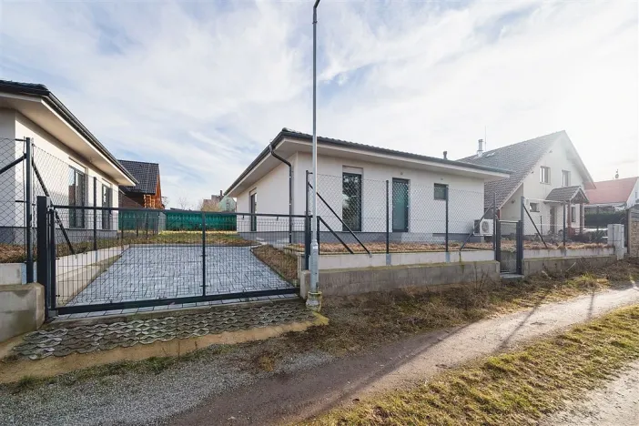 Prodej rodinného domu, Líně, Družstevní, 100 m2