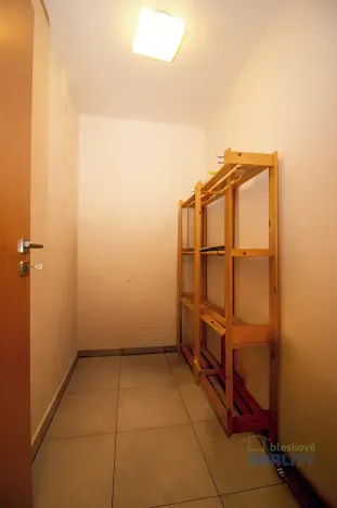 Pronájem bytu 3+kk, Praha - Libeň, Na žertvách, 75 m2