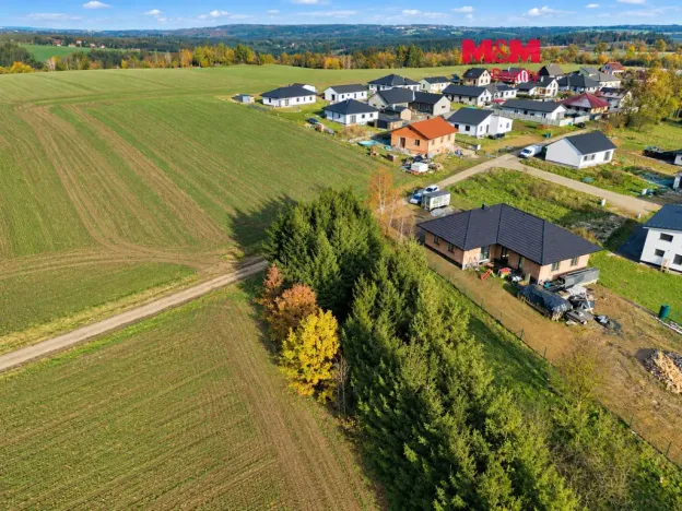 Prodej pozemku pro bydlení, Senožaty, 653 m2