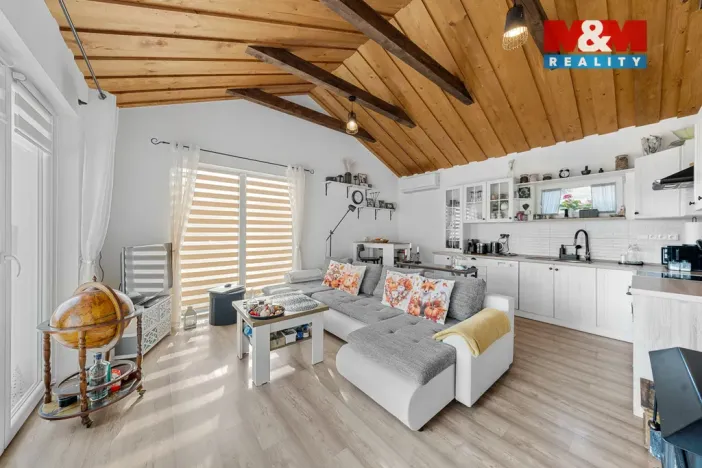 Prodej rodinného domu, Huntířov, 207 m2