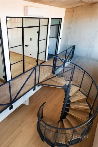 Prodej bytu 4+kk, Praha - Vysočany, Kolbenova, 100 m2