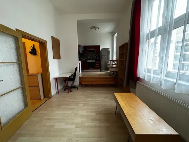 Pronájem bytu 1+kk, Praha - Libeň, Českomoravská, 35 m2