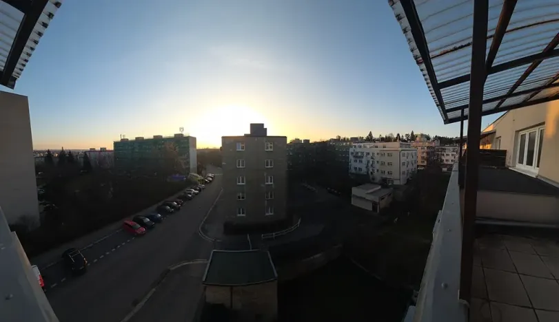 Pronájem bytu 1+kk, Praha - Vinohrady, Nad olšinami, 48 m2