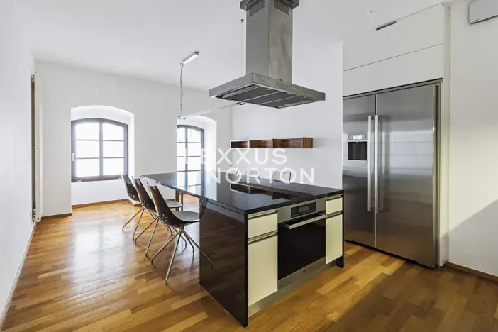 Pronájem bytu 3+1, Praha - Karlín, Šaldova, 94 m2