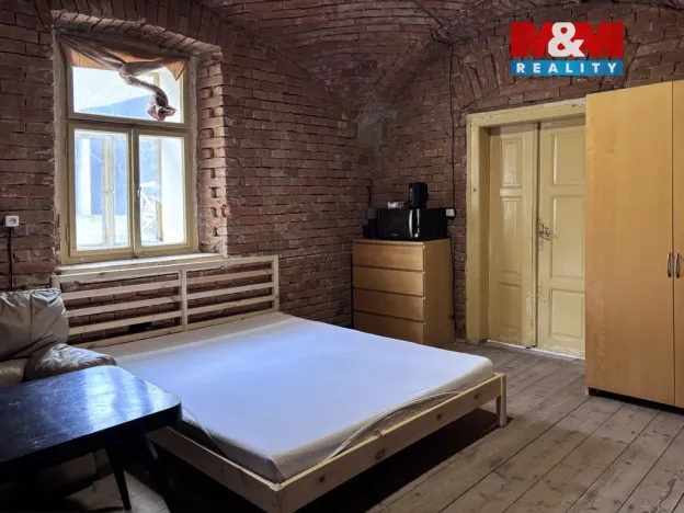 Pronájem zemědělské usedlosti, Chrudim - Chrudim IV, Pod Strání, 253 m2