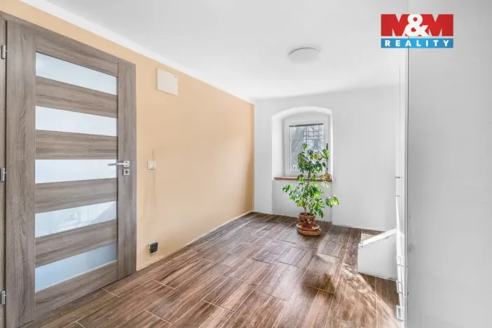 Prodej rodinného domu, Ústí nad Labem - Kojetice, 300 m2