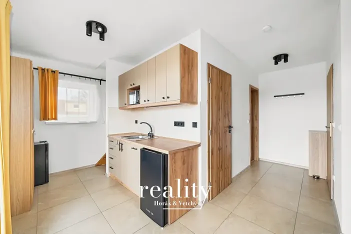 Prodej apartmánu, Jevišovka, 190 m2