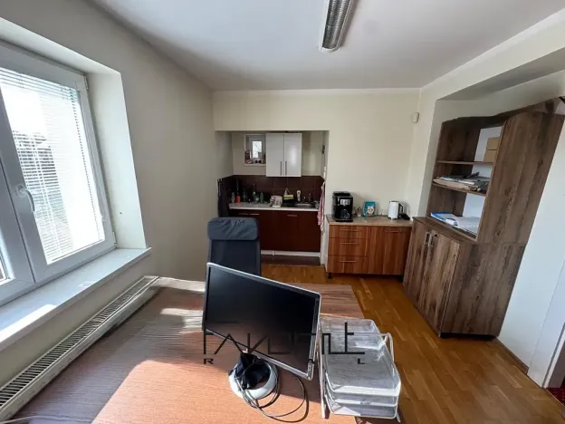 Pronájem komerční nemovitosti, Ostrava, Závodní, 184 m2