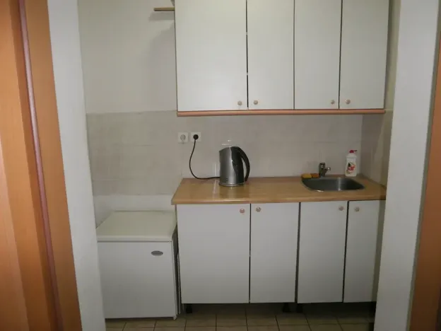 Pronájem kanceláře, Kladno, Huťská, 295 m2