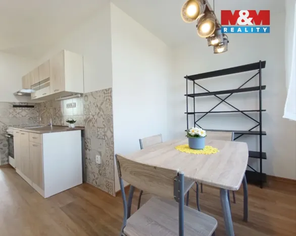 Pronájem bytu 2+1, Česká Lípa, Železničářská, 59 m2