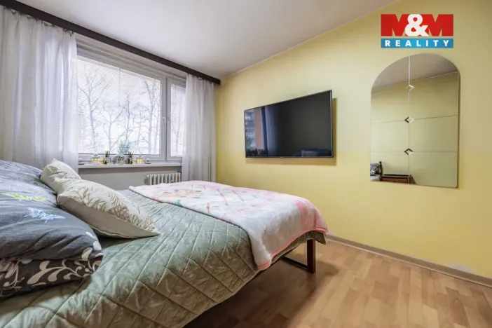 Prodej bytu 3+1, Příbram - Příbram V-Zdaboř, Družstevní, 71 m2