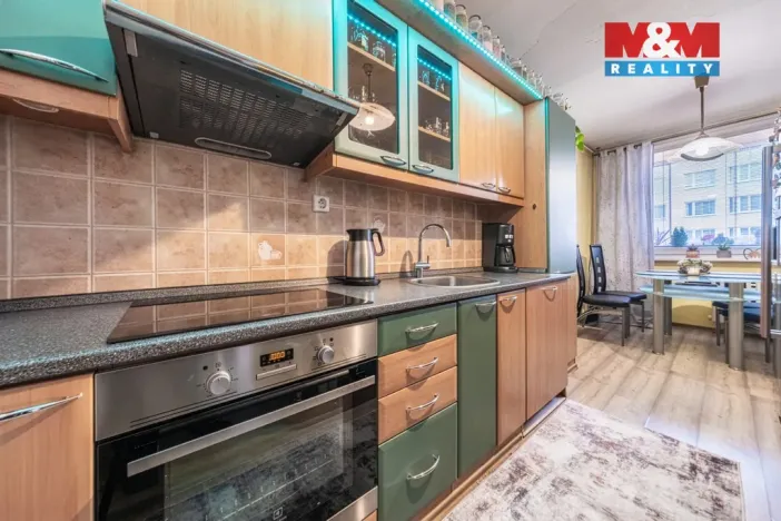 Prodej bytu 3+1, Příbram - Příbram V-Zdaboř, Družstevní, 71 m2